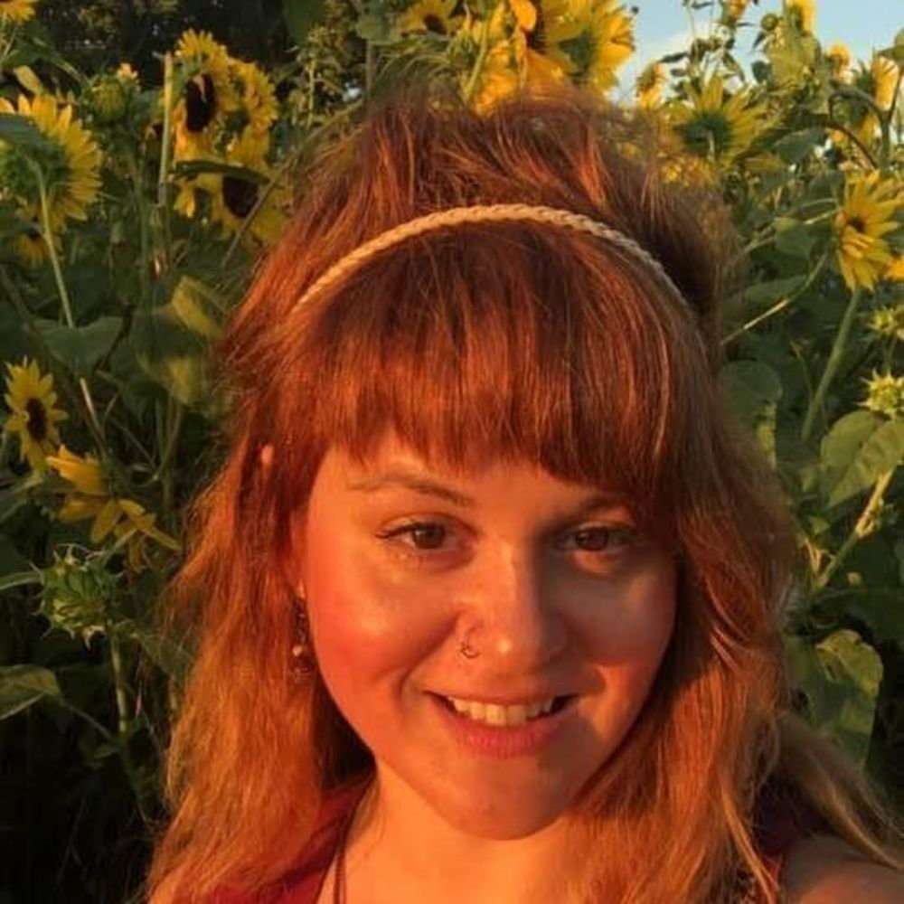 Meet your Posher, Alicia